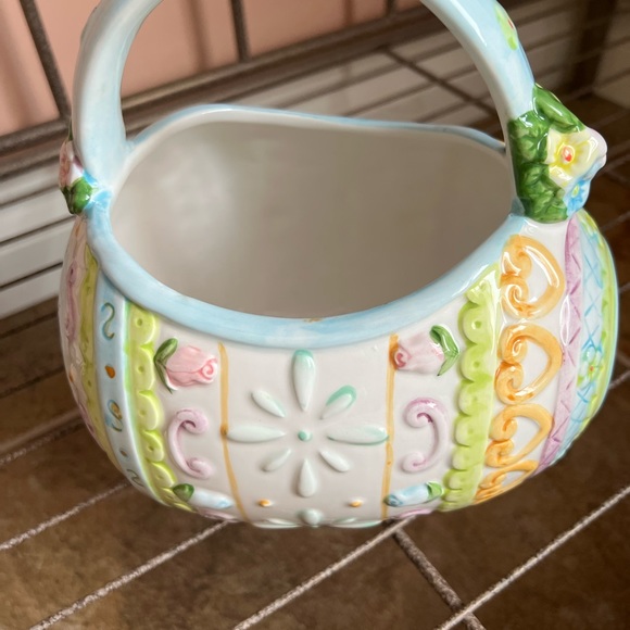 CERAMIC EGG BASKET - COLORFUL - LIKE NEW CONDITION - NO CHIPS - NO CRACKS - Picture 4 of 7